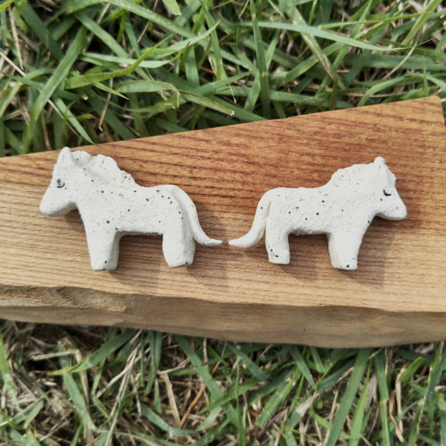 陶の干支の置物【2026年 午(小)・台座付き】 その他置物 陶芸幸房