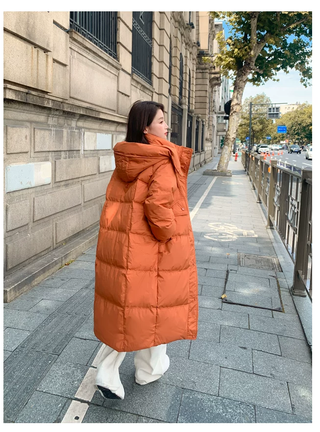 2025年ストレートホワイトカモフラ牛角ボタン ダウンジャケット女性中長期大毛襟厚手冬ファッションコート 高級感 旅行