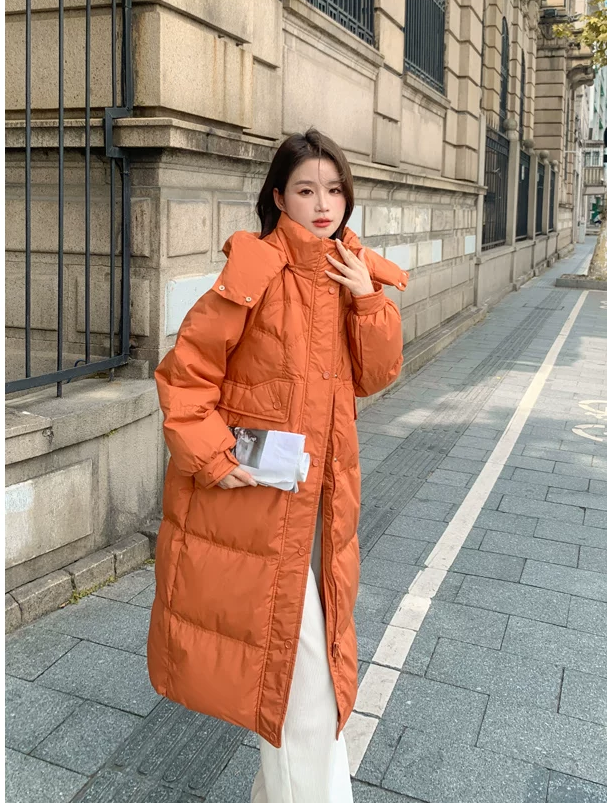 2025年ストレートホワイトカモフラ牛角ボタン ダウンジャケット女性中長期大毛襟厚手冬ファッションコート 高級感 旅行