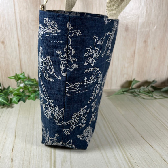 鳥獣戯画のミニトートバッグ　紺地に生成り　Ｄカン付　送料込み 3枚目の画像