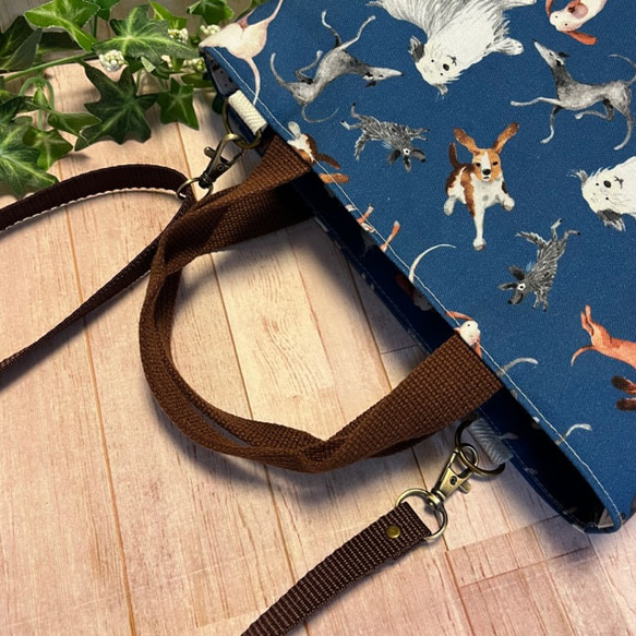 鳥獣戯画のミニトートバッグ　紺地に生成り　Ｄカン付　送料込み 7枚目の画像
