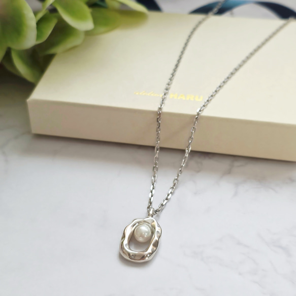 【秋冬新作】カジュアル　フォーマル　パールロングネックレス　シルバー925 4枚目の画像