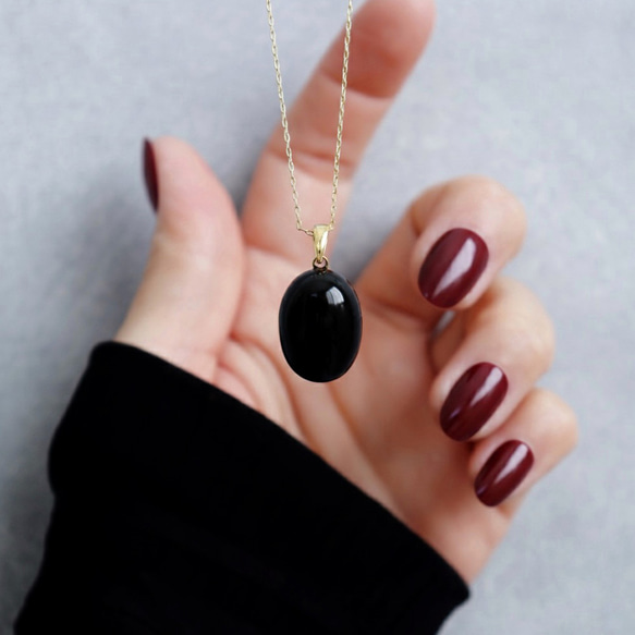 石を愉しむ漆黒のモリオンネックレス　 1枚目の画像