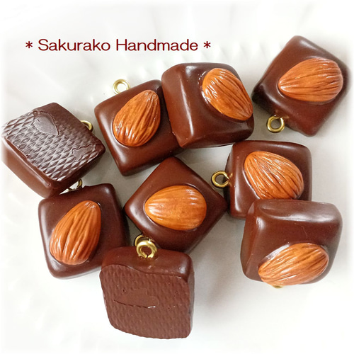 ◇一粒チョコレートのピアス◇フェイクスイーツ◇イヤリングに変更可