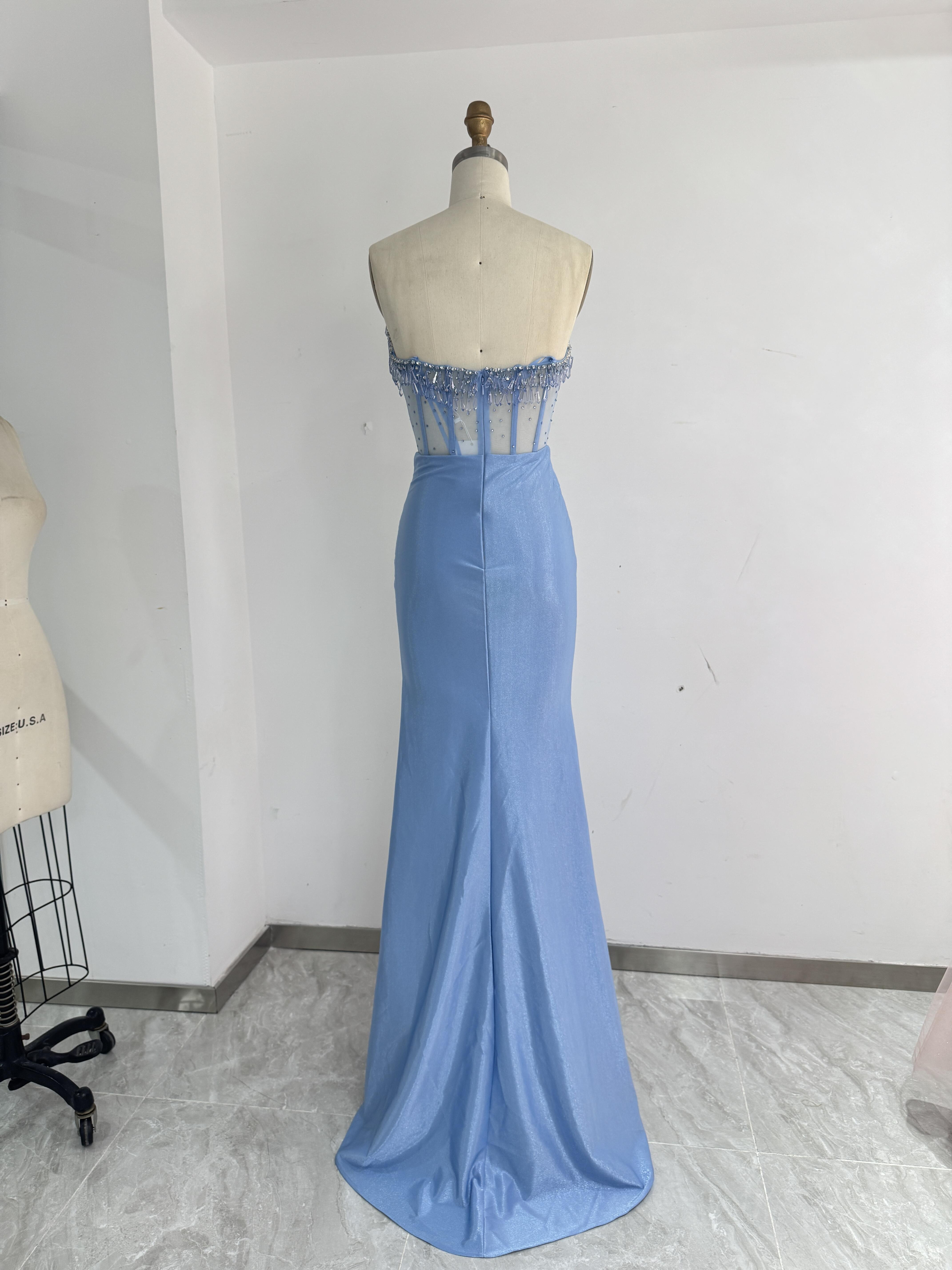 高品質保証　ファスナー　フロントスッリト　ブルー　ファスナー　ビーズ　キラキラ　高級感　サイズオーダー可能　カラードレス