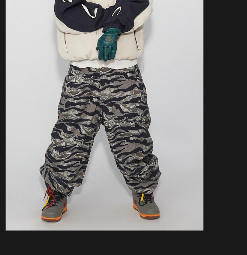 25-26秋冬限定 スノーボードウェア スノボウェア スキーウェア 迷彩 パンツ ベージュ ジャケット SN002