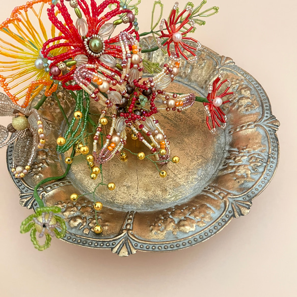 ビーズフラワー　ブーケ（レッド／オレンジ／グリーン） 7枚目の画像