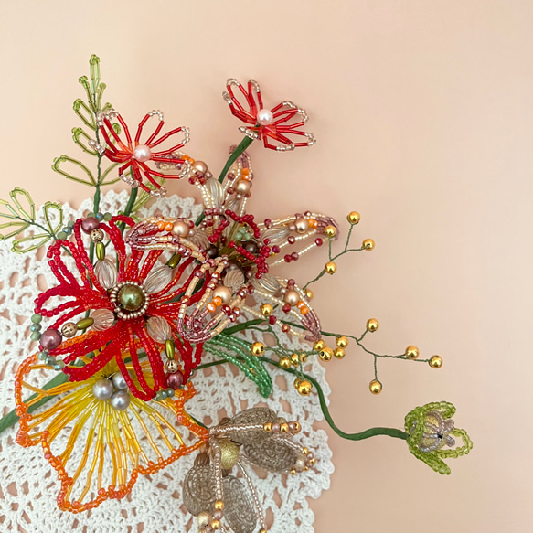 ビーズフラワー　ブーケ（レッド／オレンジ／グリーン） 6枚目の画像