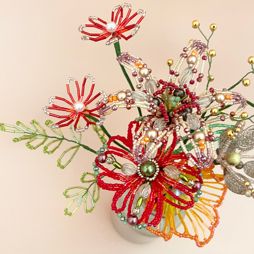 ビーズフラワー ブーケ（レッド／オレンジ／グリーン） アートフラワー