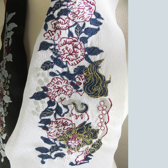 刺繍半衿・唐獅子牡丹 8枚目の画像