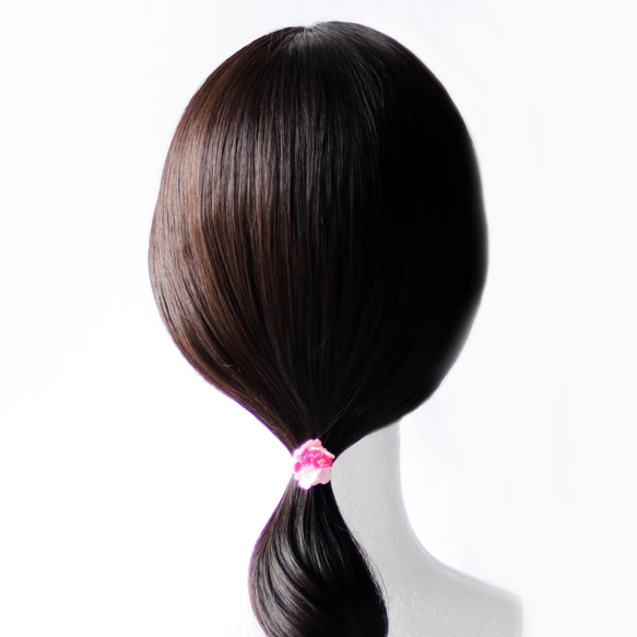 秋風に灯る立体刺繍ランタナのポニーフック 7枚目の画像