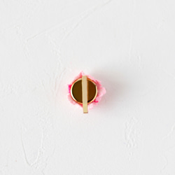 秋風に灯る立体刺繍ランタナのポニーフック 3枚目の画像