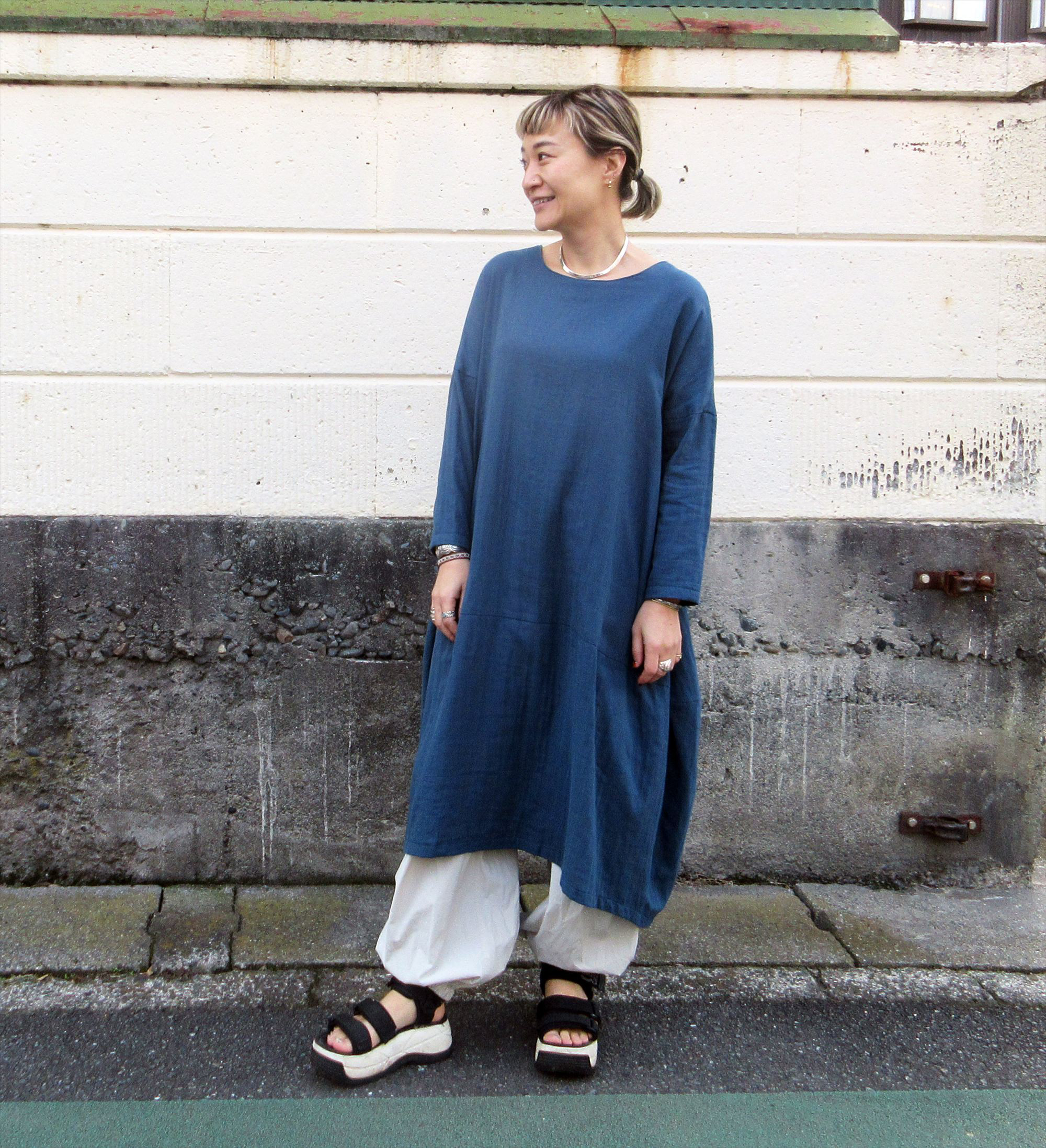 【20色から選べる】ダブルガーゼ　裾立体フワっ　着心地よいワンピース　8分袖　ゆったりシルエット