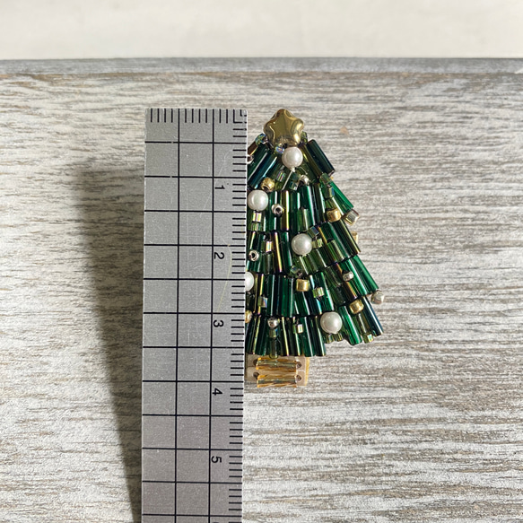 【Forest tree】クリスマスツリー刺繍ブローチ⭐︎クリスマスギフト⭐︎受注制作品 6枚目の画像