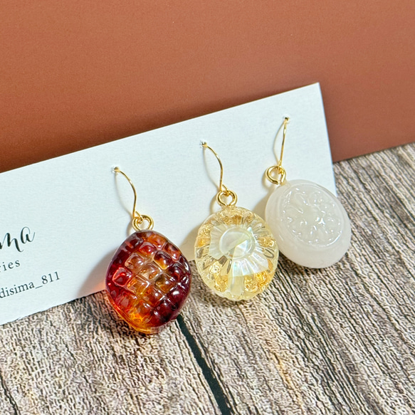 3粒セット 秋のレトロキャンディ ピアス・イヤリング・イヤーカフ　べっこう　ブラウン　ベージュ　チャーム変更可能　シェル 4枚目の画像