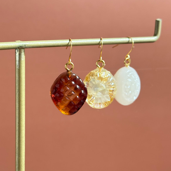 3粒セット 秋のレトロキャンディ ピアス・イヤリング・イヤーカフ　べっこう　ブラウン　ベージュ　チャーム変更可能　シェル 12枚目の画像