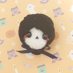 ポンポンアクセサリー♪フェイスブローチ★ハロウィンのお友達⒨(· ⩌ ·)死神 1枚目の画像