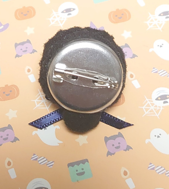 ポンポンアクセサリー♪フェイスブローチ★ハロウィンのお友達⒨(· ⩌ ·)死神 2枚目の画像