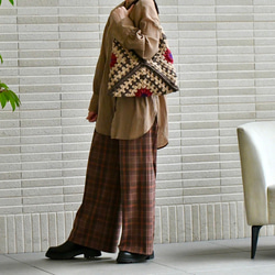 2025新作　お花モチーフバッグ（ブラウン、茶色内布付き）受注製作 2枚目の画像