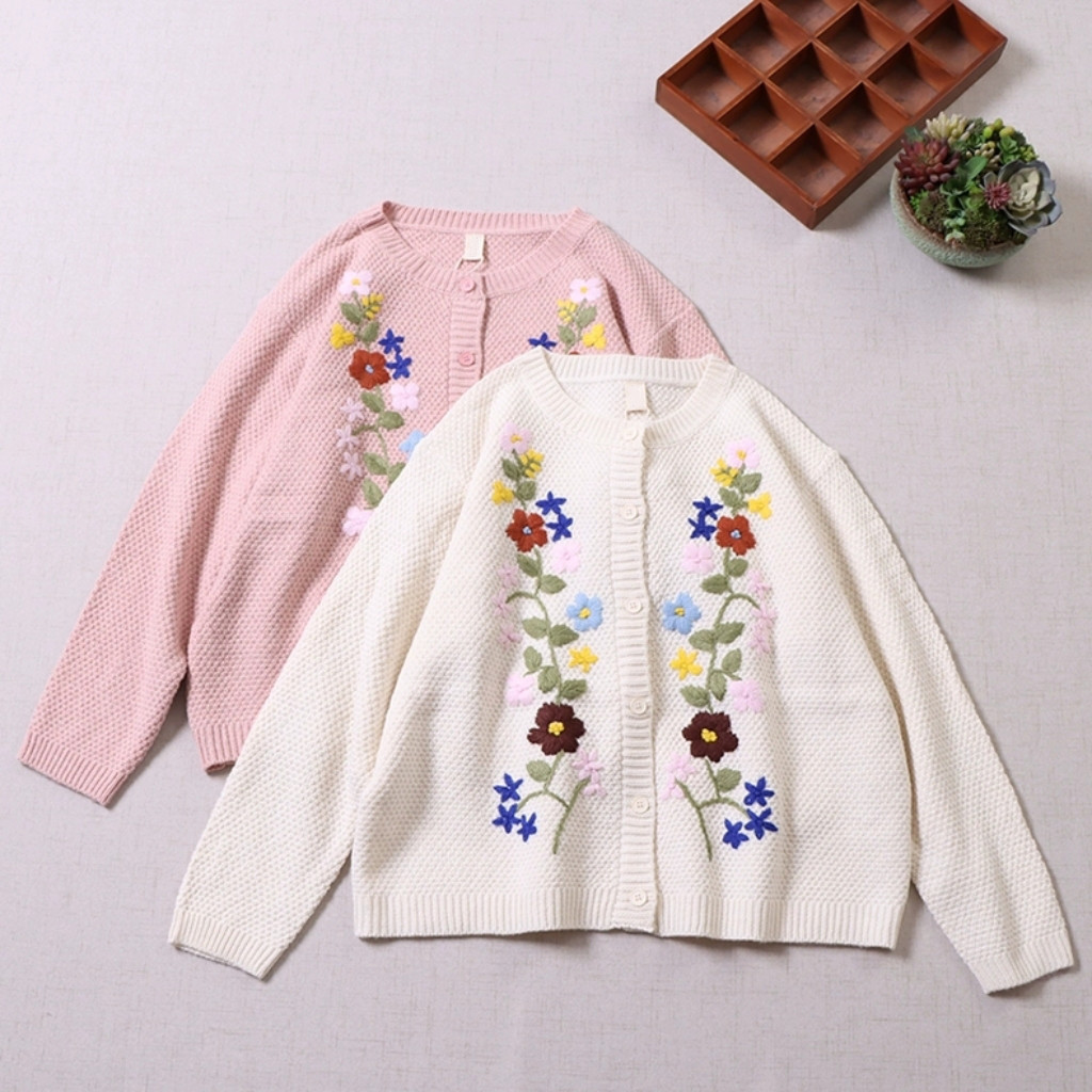 【花刺繡♡かわいいニットカーディガン♡秋冬】丸首│ボタン止めセーター│立体感│C-4LB