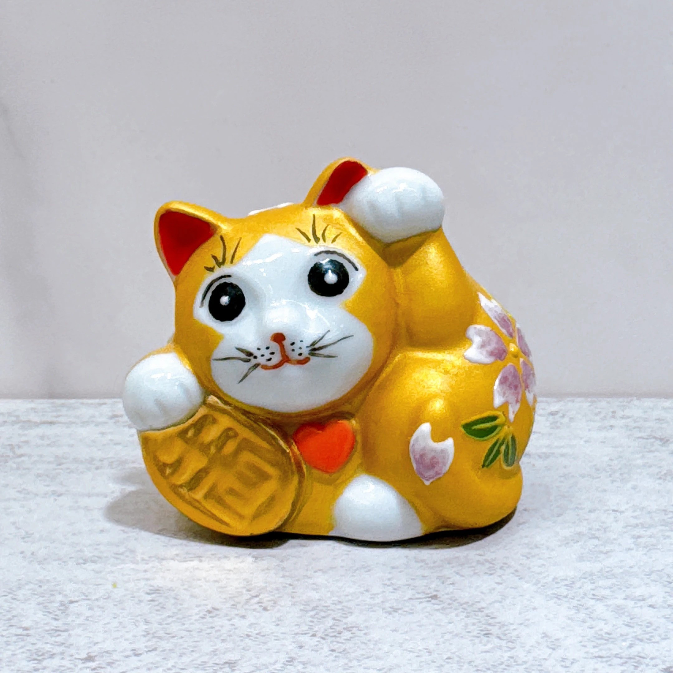 【九谷焼 招き猫】雲錦桜盛招き猫