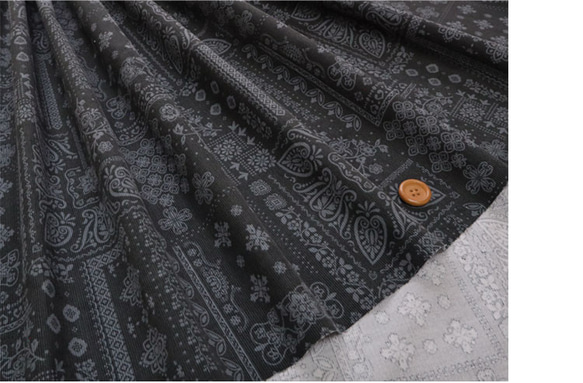 2025年新作！『コーデュロイ 　バンダナ風　パッチワーク柄　巾約108cm　ブルー』～50㎝単位でカット～ 2枚目の画像