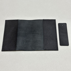 【在庫品・即納可能】イタリア製牛革のシンプルブックカバー（文庫サイズ・黒色） 4枚目の画像