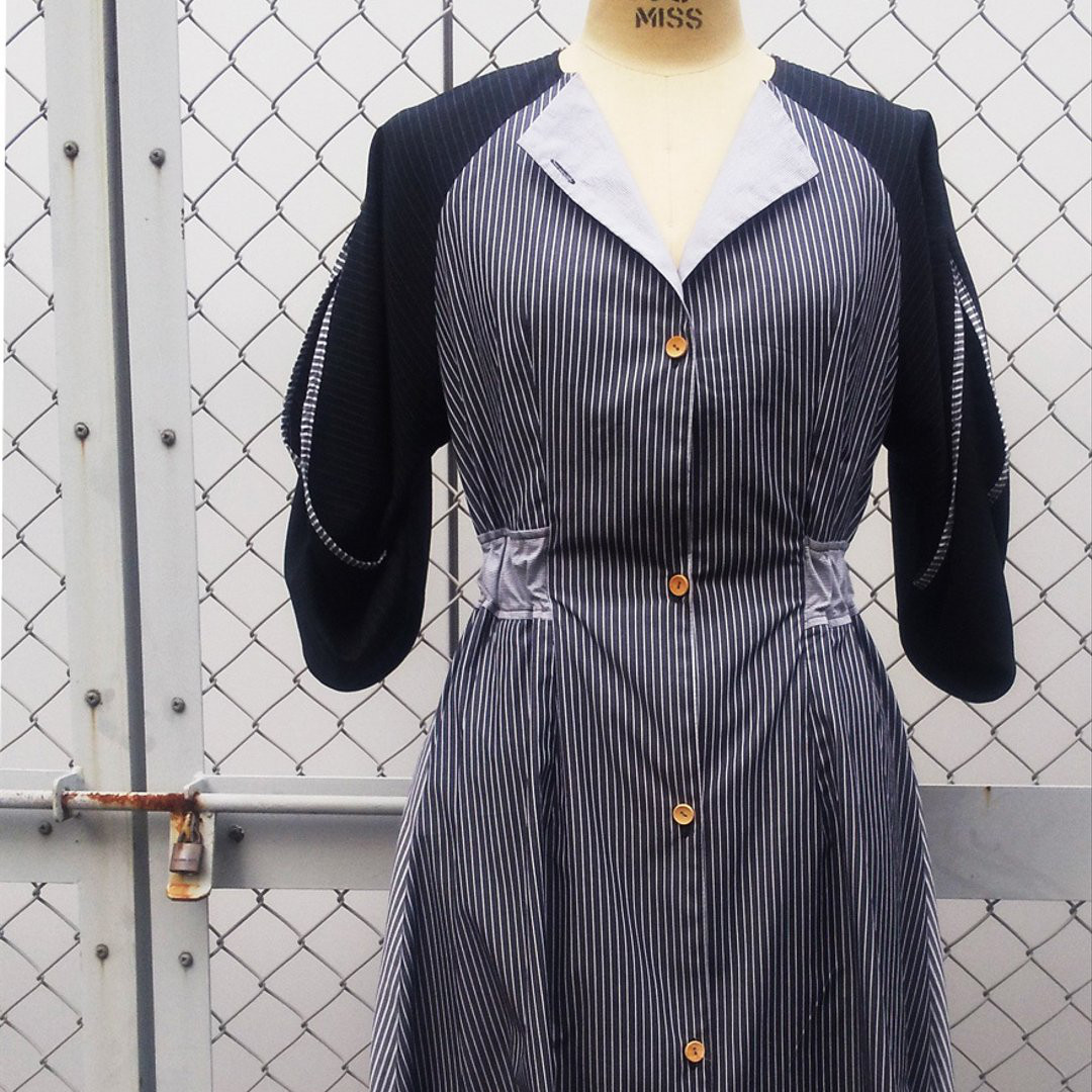 [43] la robe de trois types de materiaux (Gray)