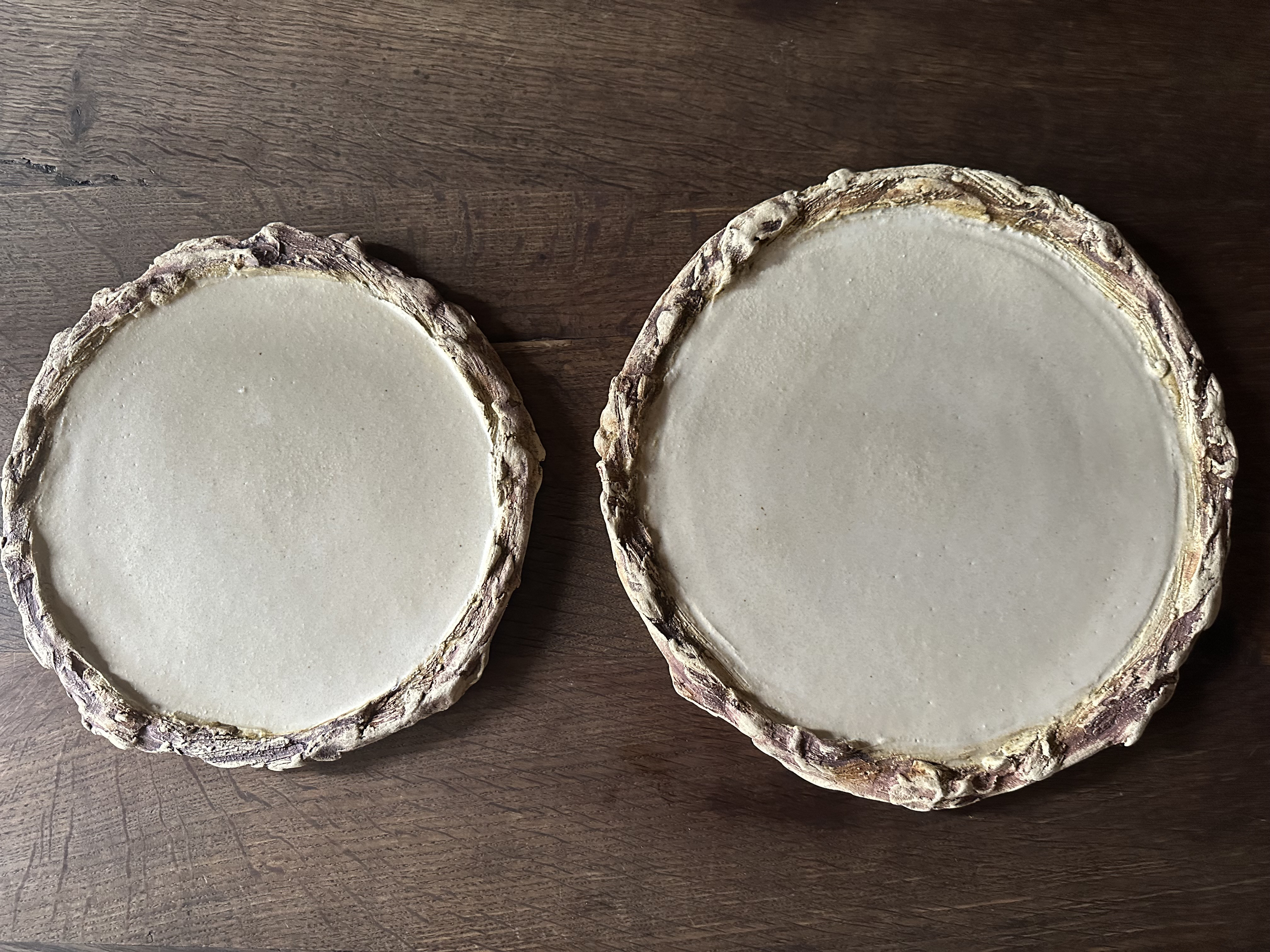 クリスマスリースのようなプレート　ホールケーキプレート　ピザプレート　大