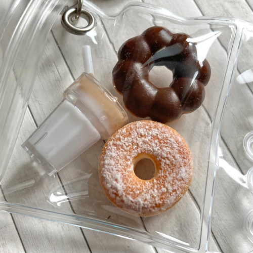 ミニチュアスイーツ ドーナツとカフェドリンクキーホルダー その他