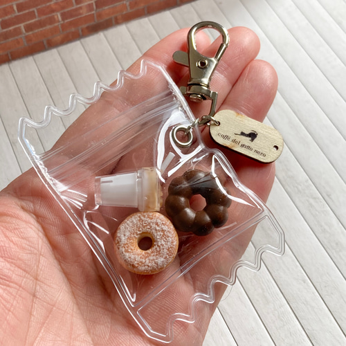 ミニチュアスイーツ ドーナツとカフェドリンクキーホルダー その他