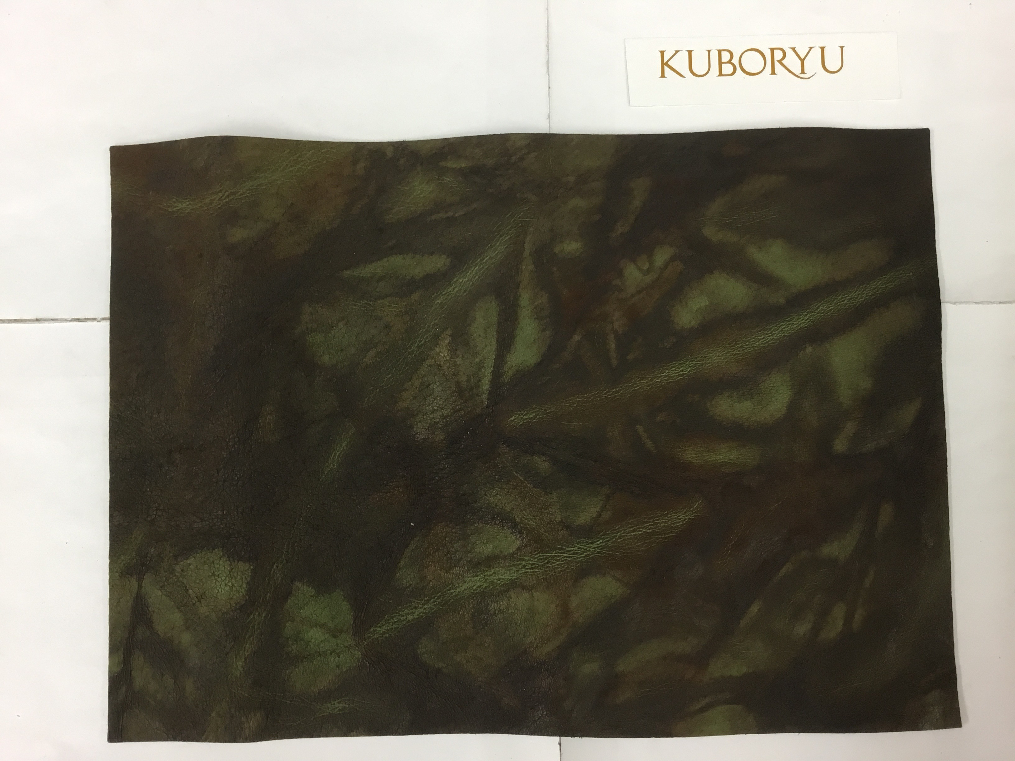 泥染豚革【A4サイズ】No357  現品限り