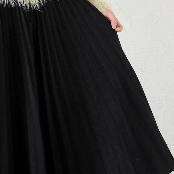 ﾓﾘﾉｶﾞｯｺｳ しっかり厚手素材ラメプリーツスカート（ブラック）｜mg-sk18-bk 7枚目の画像
