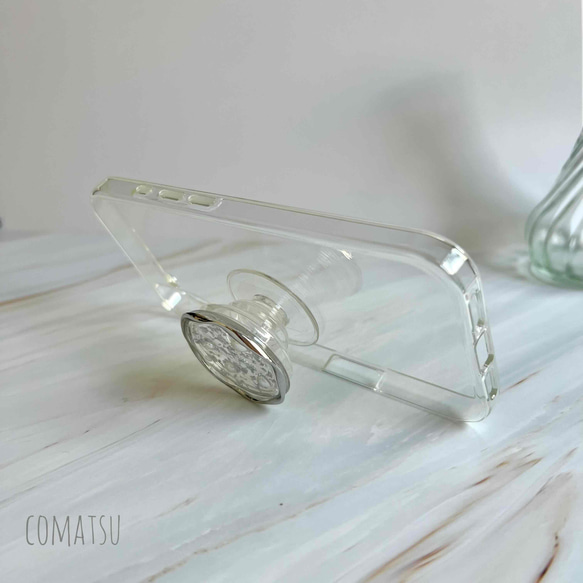 大人ニュアンス仕立て .゜newシリーズ グリップソケット付きスマホケース 銀箔×パール クリアベース スマホカバー 2枚目の画像