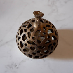 珊瑚土透彫り金彩香立て3　香炉　ポプリケース　線香　やちむん　沖縄 4枚目の画像