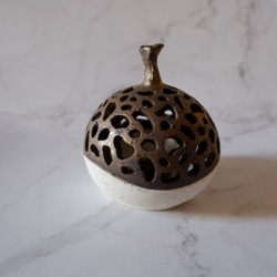 珊瑚土透彫り金彩香立て3　香炉　ポプリケース　線香　やちむん　沖縄 1枚目の画像