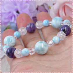 まゆ様♥️大粒ラリマー 猫ちゃん＆アイスラリマー天然石ブレスレット ねこの夢（LarimarMJ）の販売中作品一覧 | ハンドメイド通販