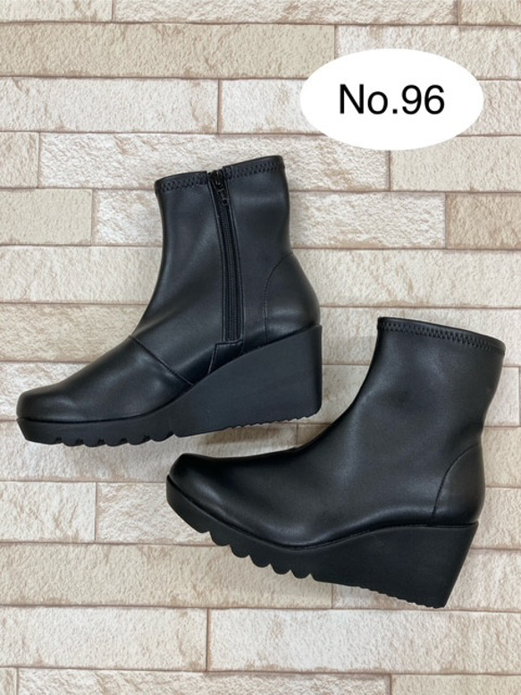 【’25A/W新作♪】伸びる人工皮革♪2種類のソールから選べるストレッチブーツ 3枚目の画像