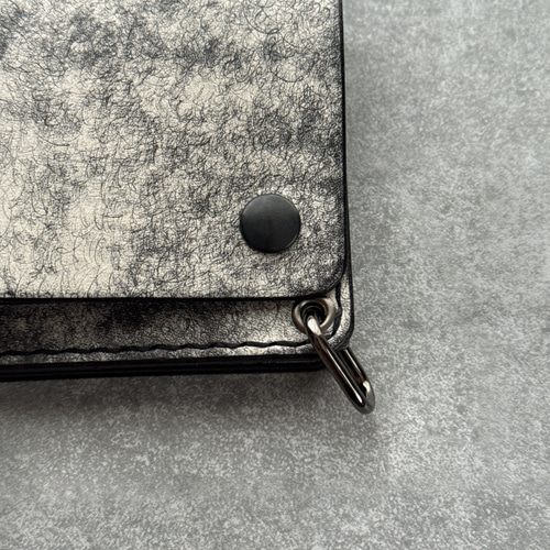 経年変化が楽しめる 三層タイプ トラッカーウォレット 長財布 ブラック