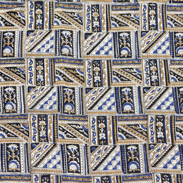 【50cm単位】オフホワイトブルーイエロースクエアバグルー染め　インド　ハンドブロックプリント生地  コットン 4枚目の画像