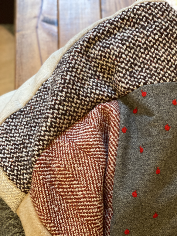 大判＊ウールパッチワークブランケット　RD 4枚目の画像