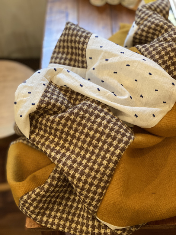 大判＊ウールパッチワークブランケット　　bw 1枚目の画像