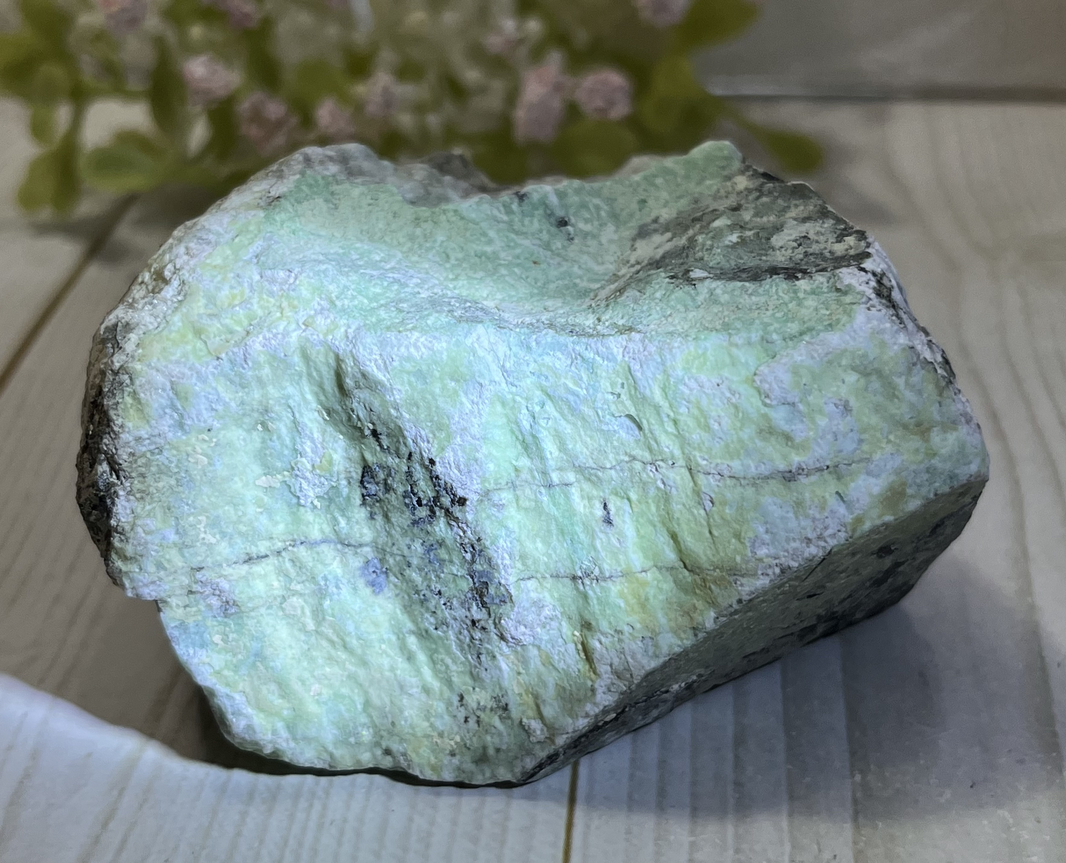 月の石☪︎⋆˚‬ グリーン　ムーンストーン　原石　ラフストーン