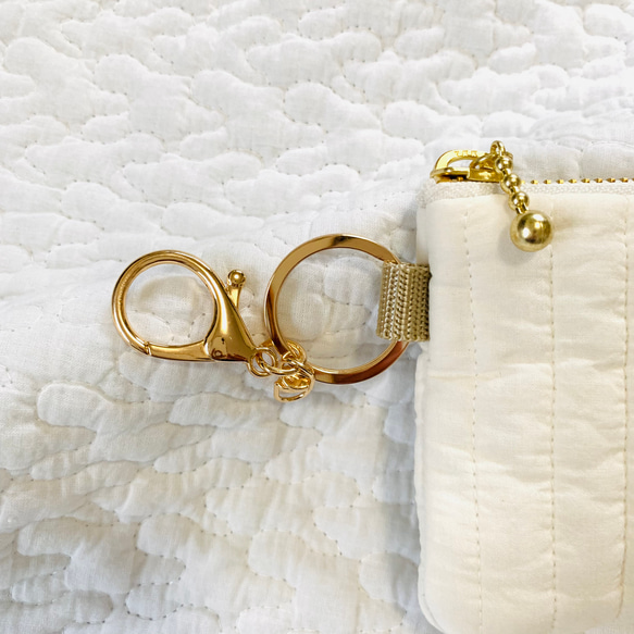 Baby teddy ベージュ　くま　コインケース　ヌビ　イブル　3匹のくまさん　刺繍　ミニポーチ 3枚目の画像