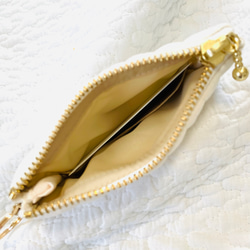 Baby teddy ベージュ　くま　コインケース　ヌビ　イブル　3匹のくまさん　刺繍　ミニポーチ 6枚目の画像