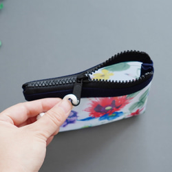 透け感が可愛い◎通気性抜群の立体メッシュポーチ（花柄）ハンカチや布マスク入れ/コスメポーチ/通勤通学に/旅行にも◎ 5枚目の画像