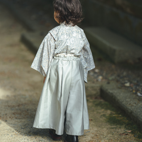 キッズ袴 ウィリアムモリス✖️袴 ブルーグレー 子供服 kanakota 通販