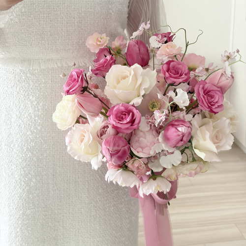 チューリップブーケ（ブートニア付き）アーティフィシャルフラワー