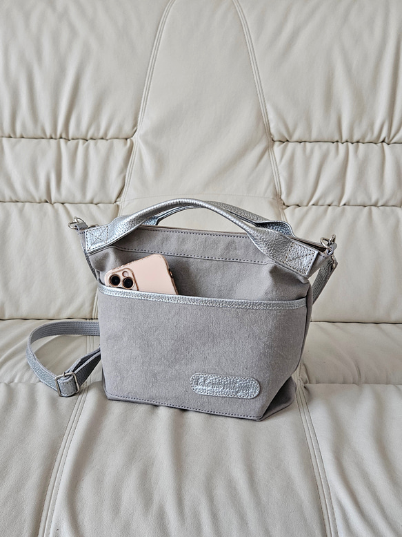 新色日本製　どこのお店でも出逢えない❗ゼスフィーノオリジナル　帆布×姫路レザーのショルダーバック 6枚目の画像