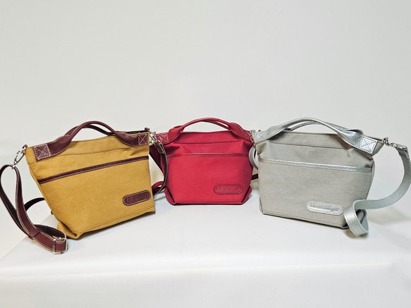 新色日本製　どこのお店でも出逢えない❗ゼスフィーノオリジナル　帆布×姫路レザーのショルダーバック 3枚目の画像